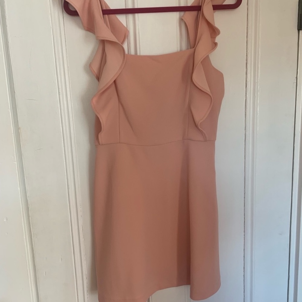 NWT BCBG Ruffle Dress in Dusty Pink- Size 6